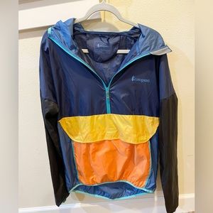 Cotopaxi Teca Half-Zip
Windbreaker